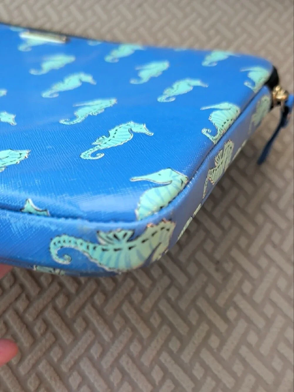 Kate Spade New York Cedar Sea Horse Laptop Bag 13